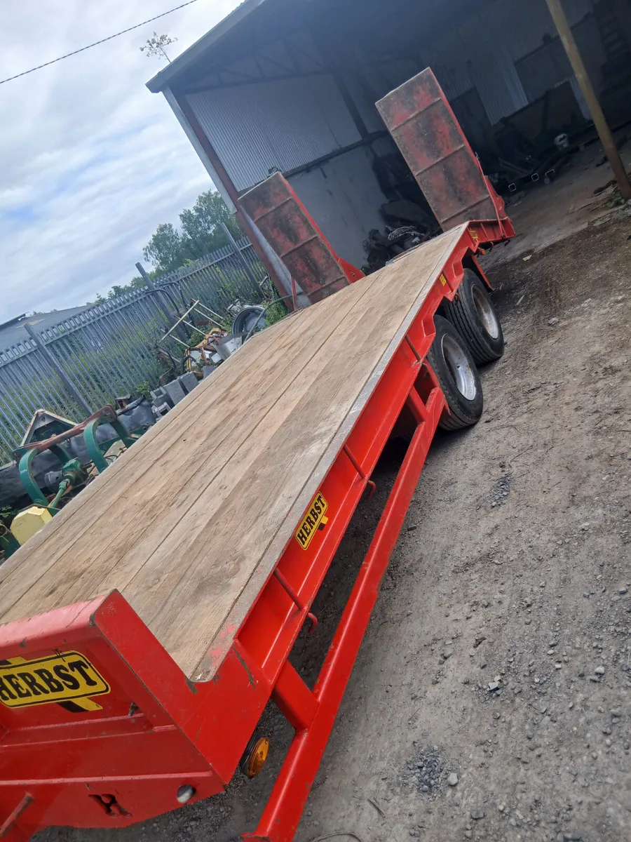 Herbst twin axle low loader for sale. - Image 3