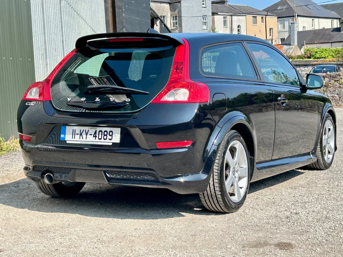 Volvo C30 2011 R design - Image 4