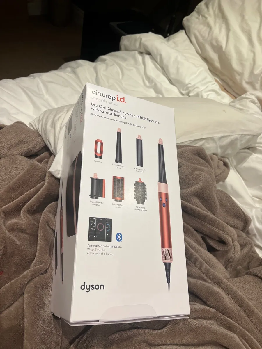 Dyson airwrap - Image 3