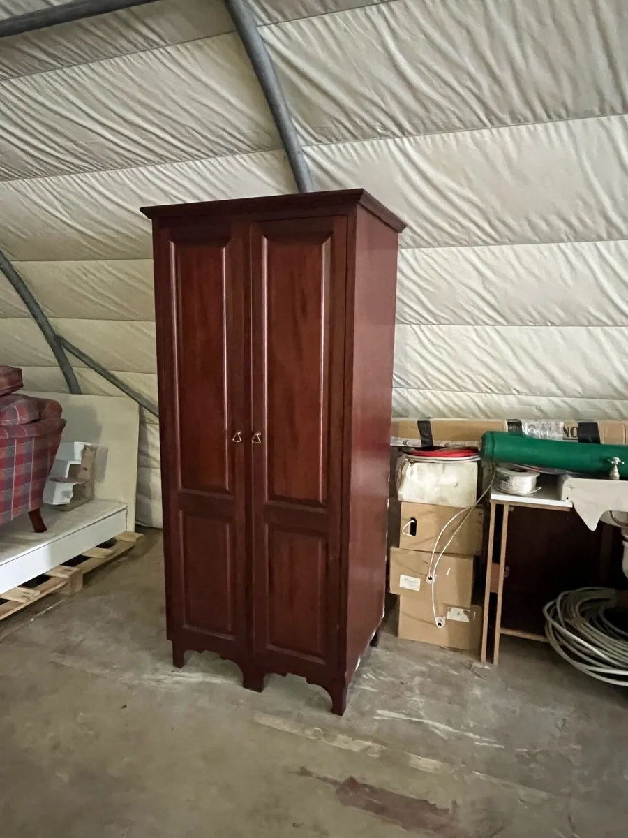 Wardrobe - Image 2