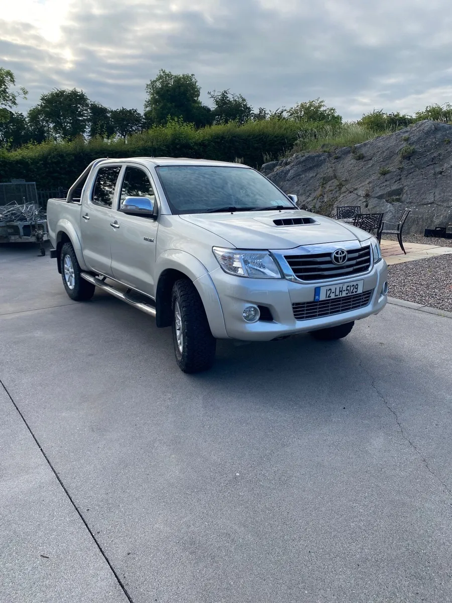 Toyota Hilux 2012 - Image 2