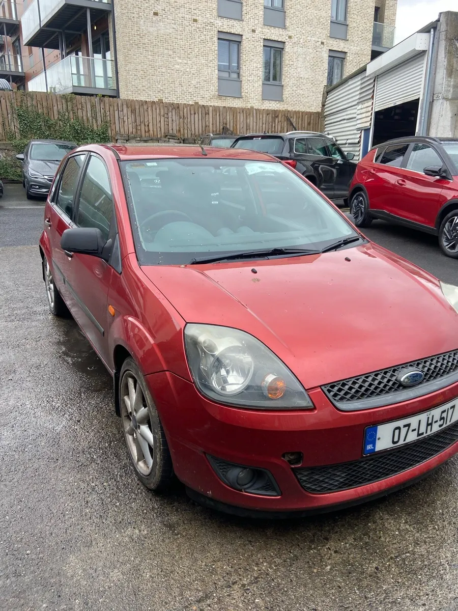 Ford Fiesta - Image 4