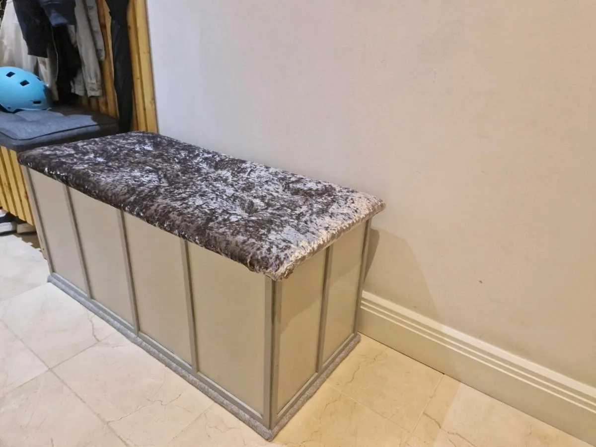 storage box with padded bench - Image 1