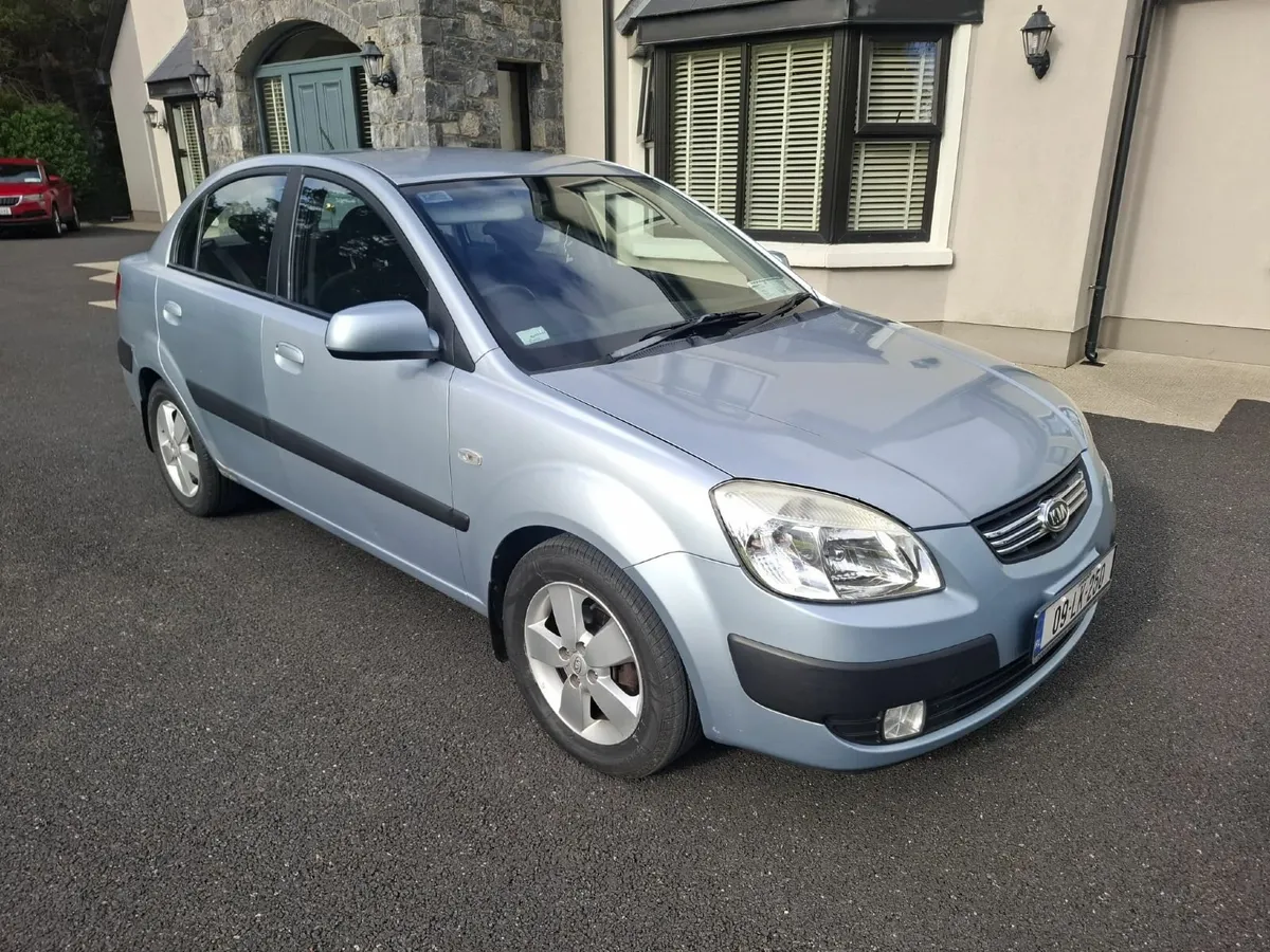 Kia Rio 2009 - Image 1