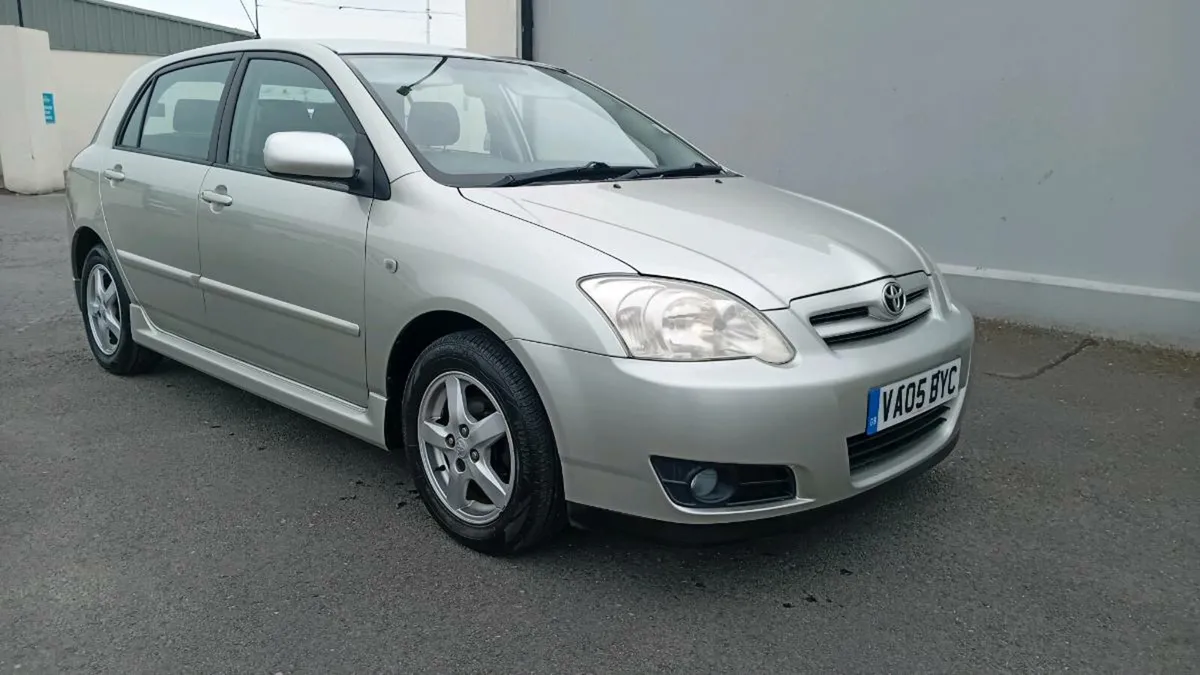 Toyota Corolla - Image 4