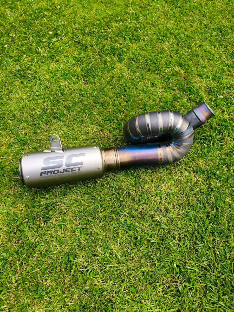 2017-2019 triumph Street triple exhaust - Image 1