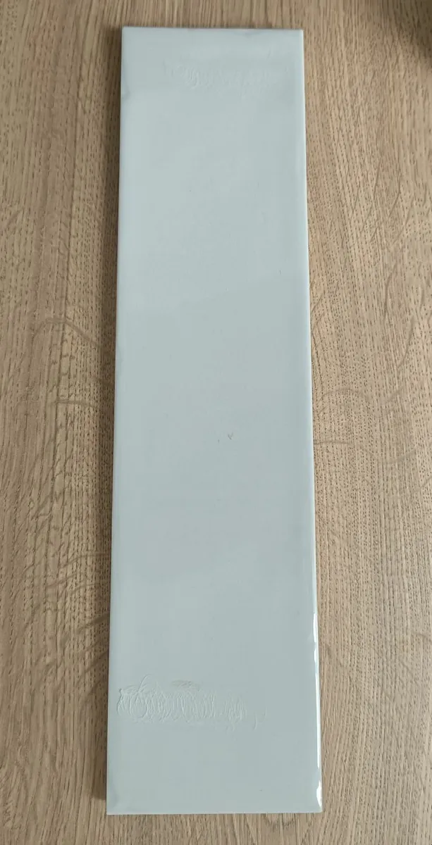 Ocean light grey gloss tiles - Image 1