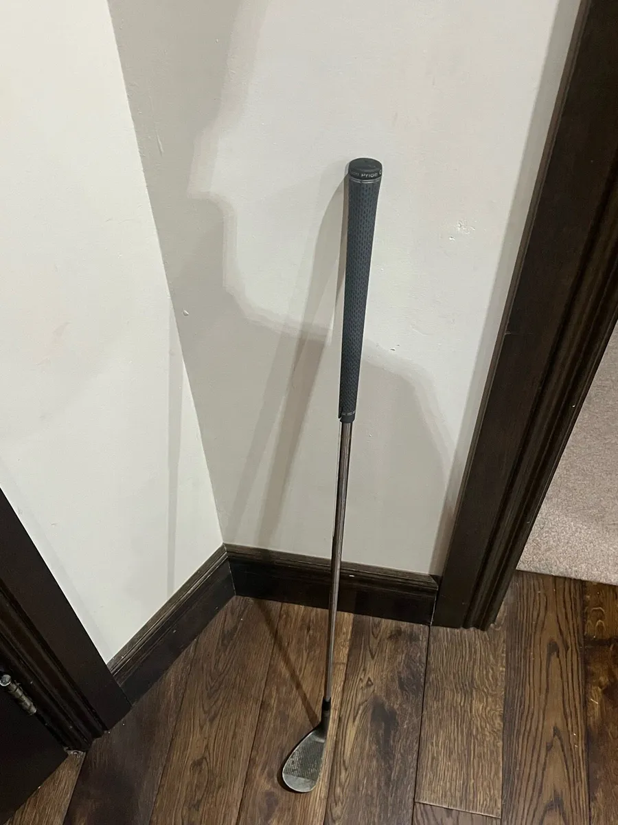 2 taylormade wedges - Image 3