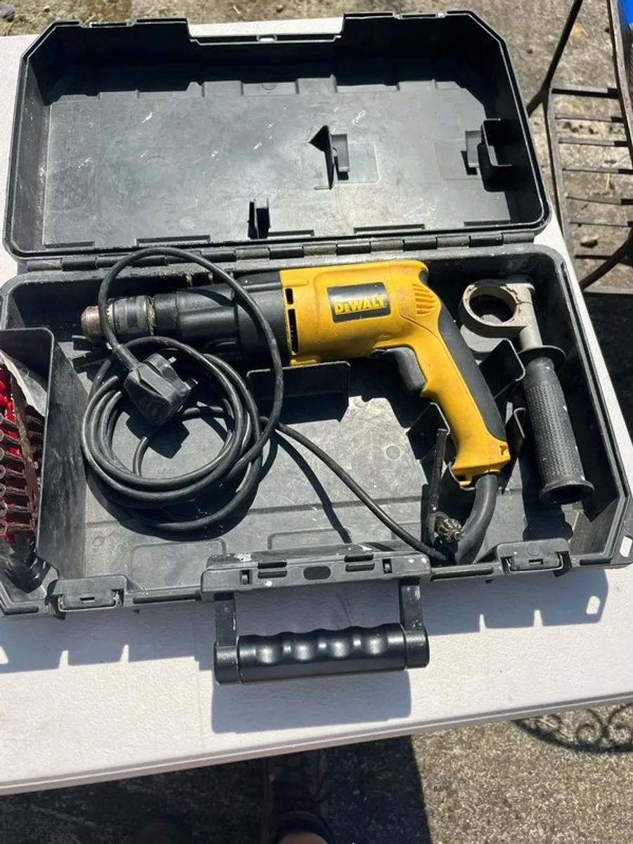 dewalt drill - Image 1