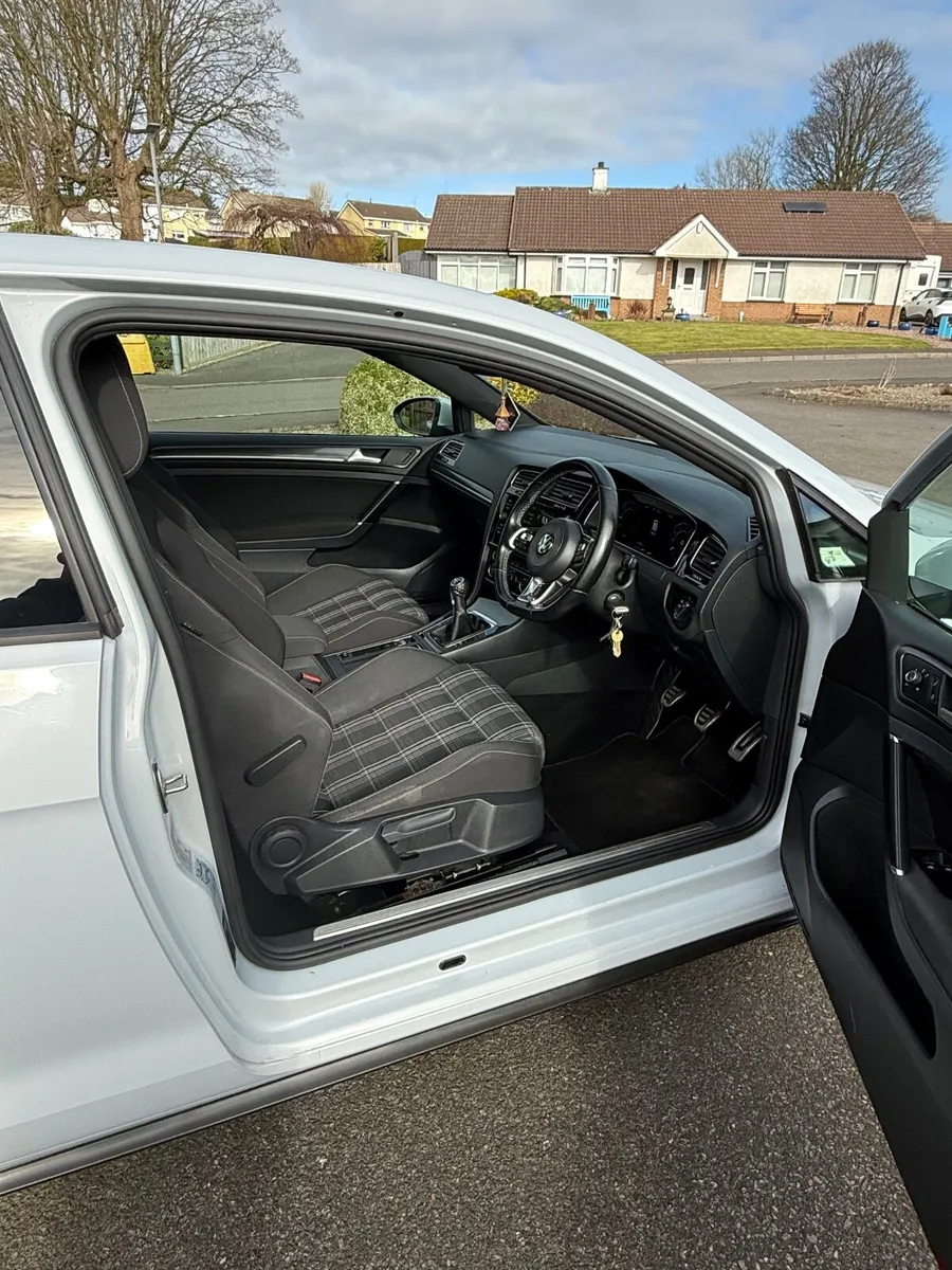 Volkswagen Golf 2018 - Image 3