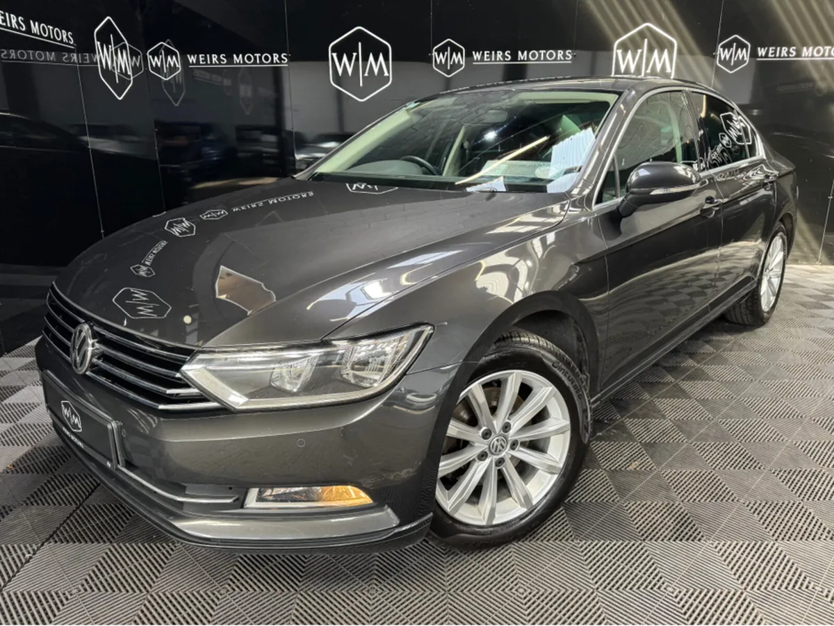 Volkswagen Passat CL 1.6 TDI MANUAL 6SPEED FWD 120 - Image 1