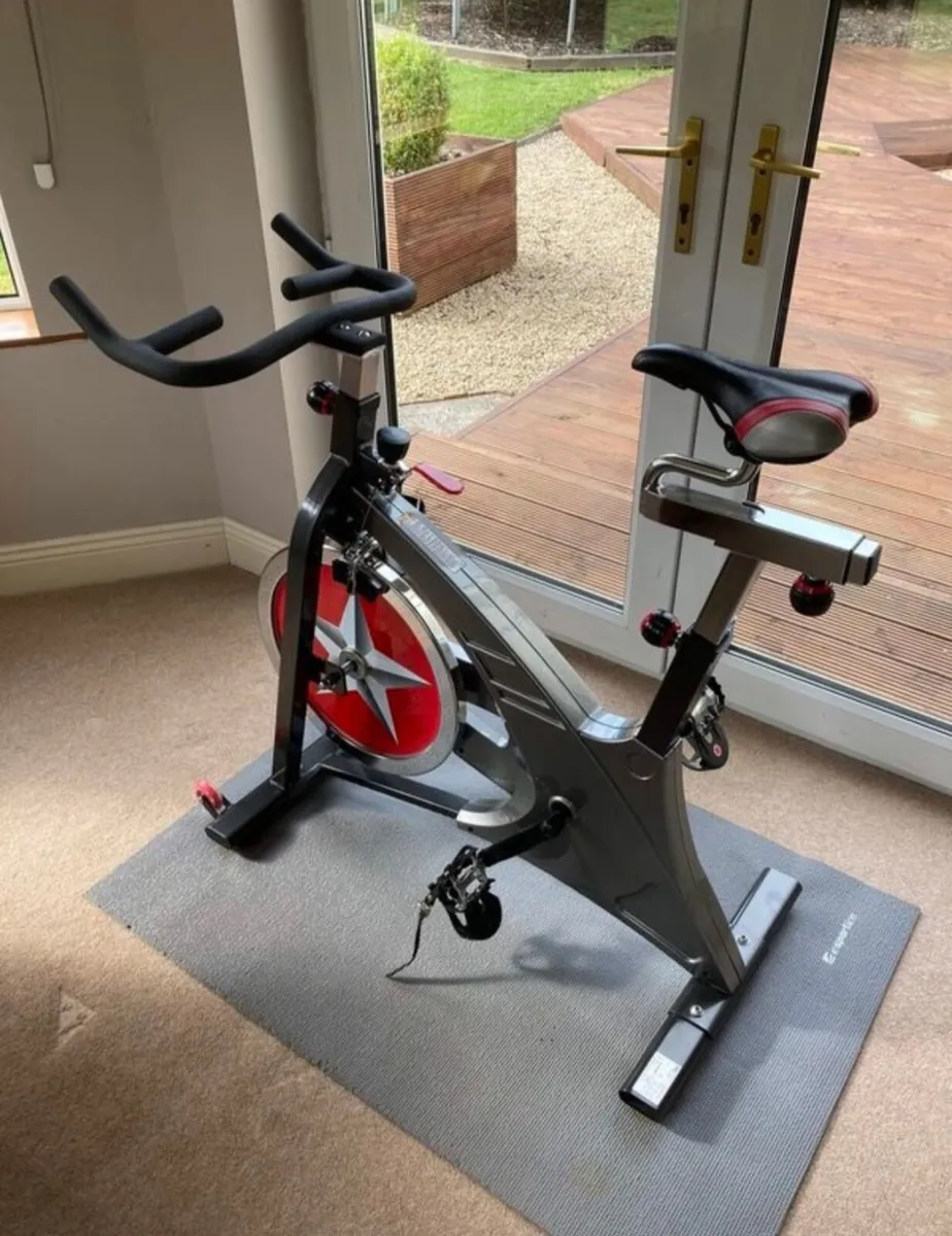 Spin bike - Image 1