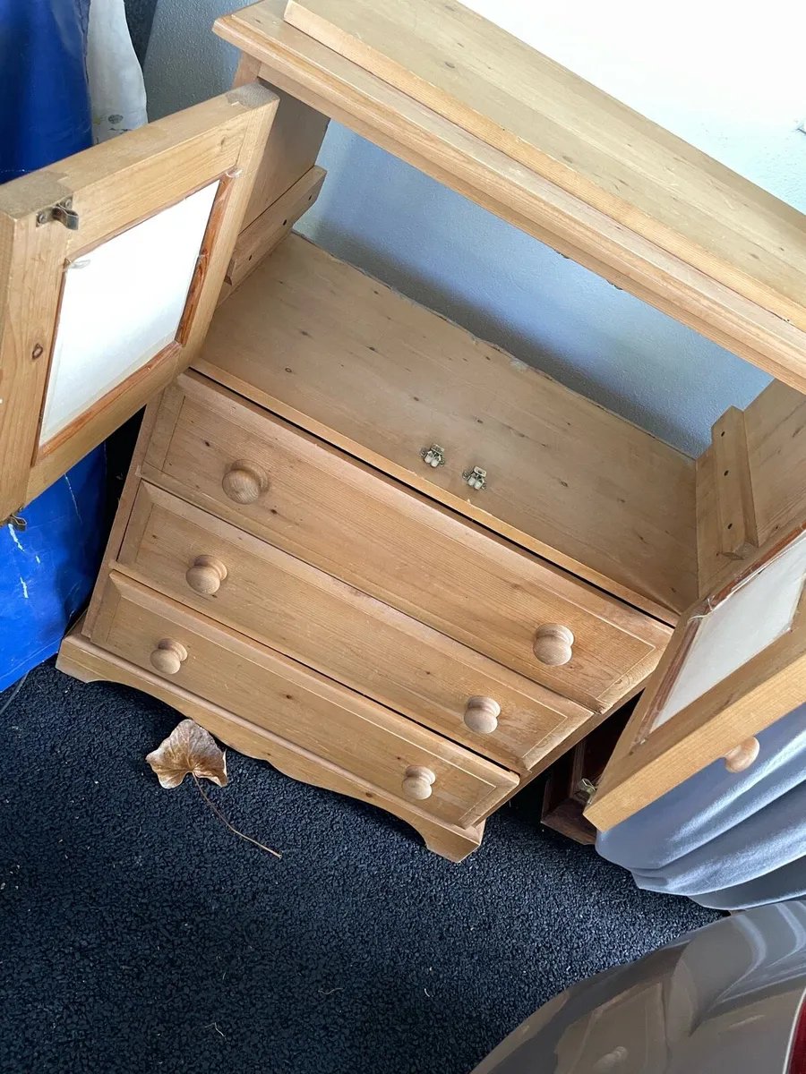 Pine Unit - Image 4