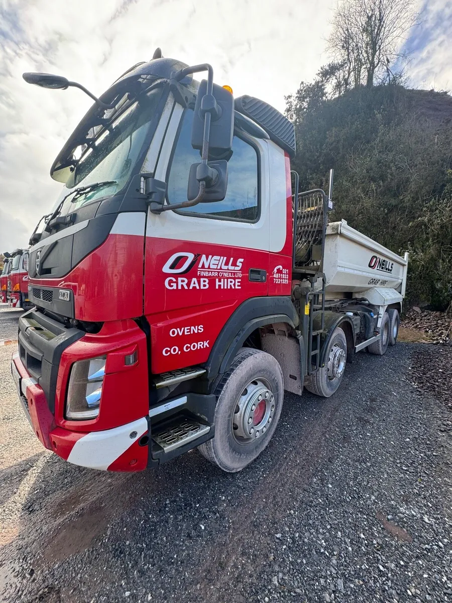 Volvo FMX Clampshell Tipper - Image 4
