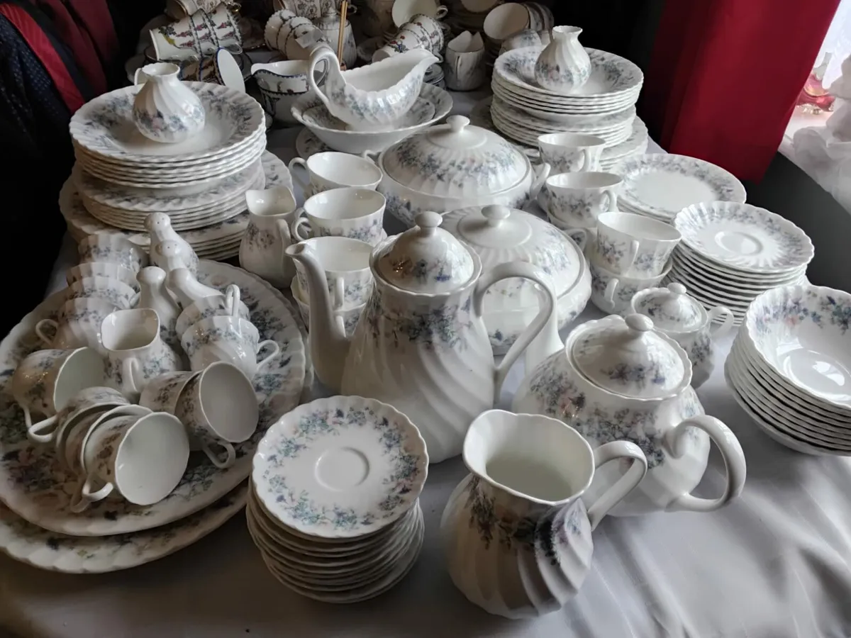 Wedgewood "Angela"  Bone China Dinner Service - Image 1