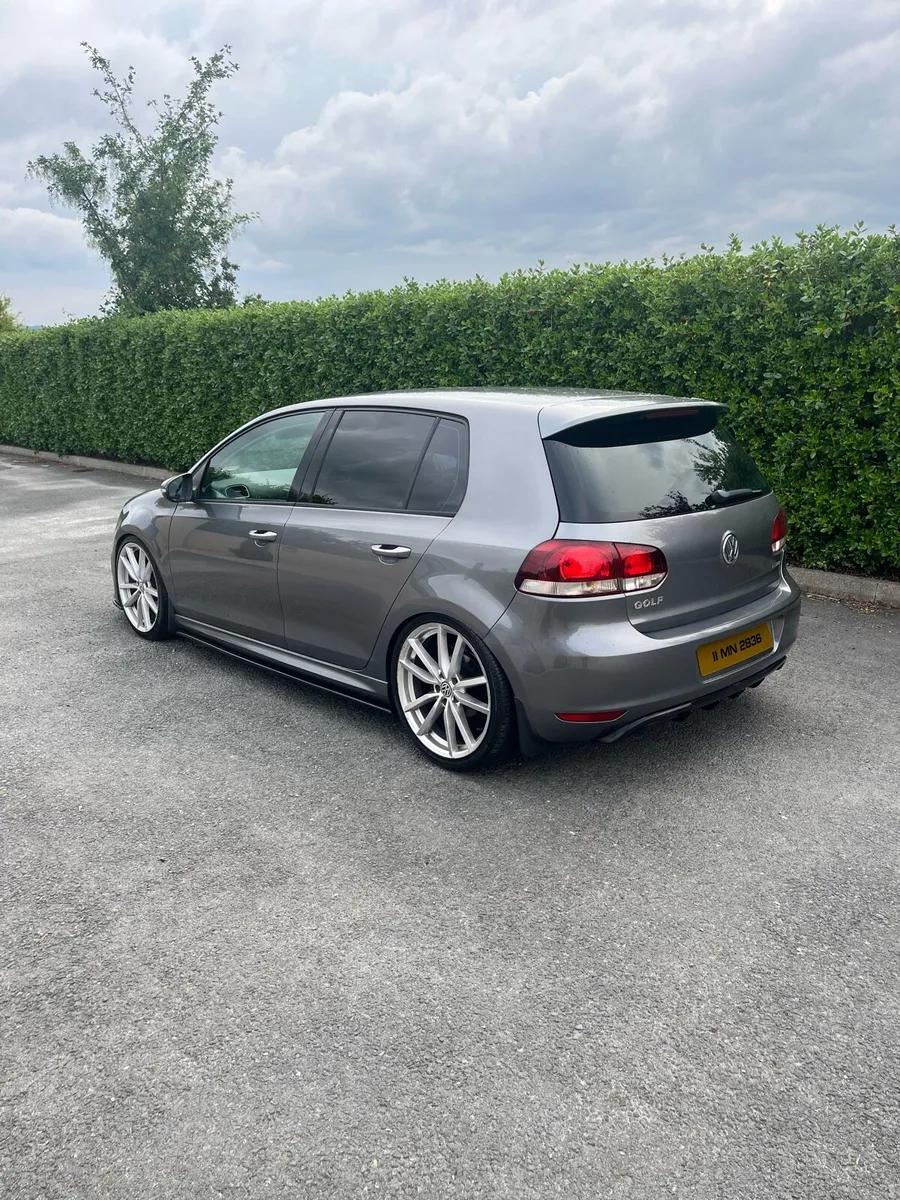 Volkswagen Golf - Image 4