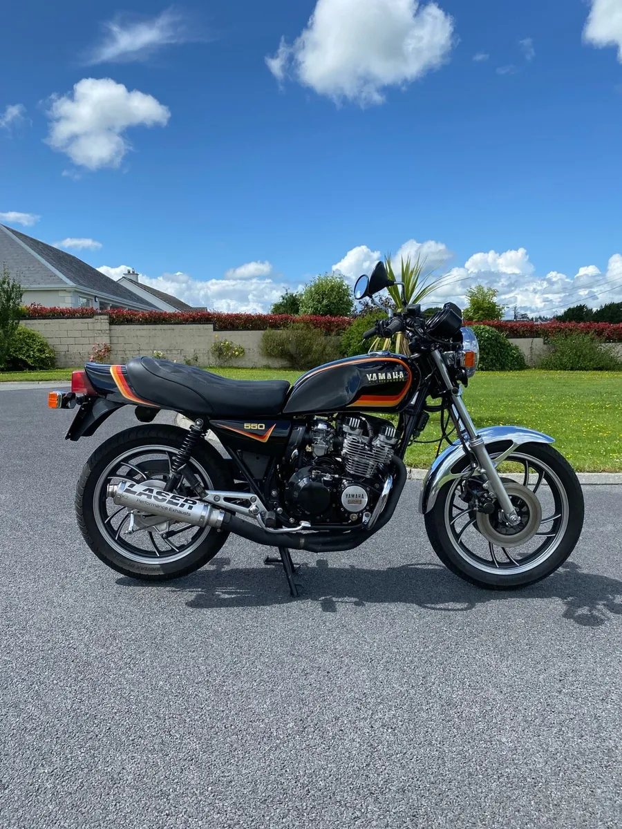 Yamaha XJ 550 - Image 1