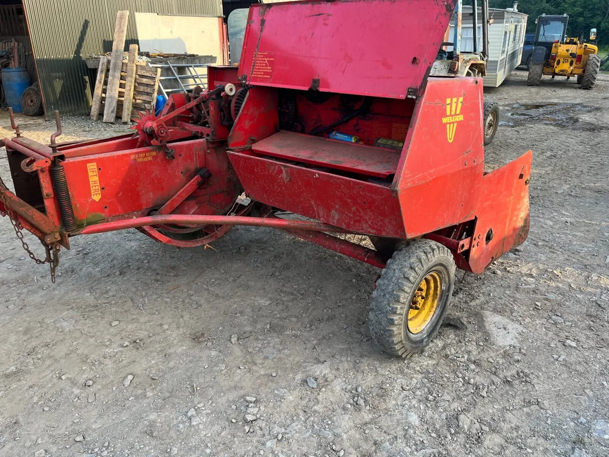 FARM MACHINERY - Image 2