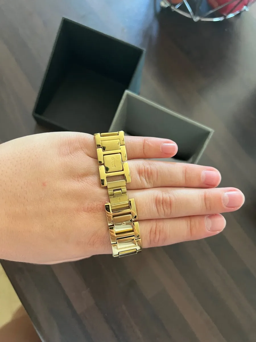 Woman’s watches Guess - Image 4