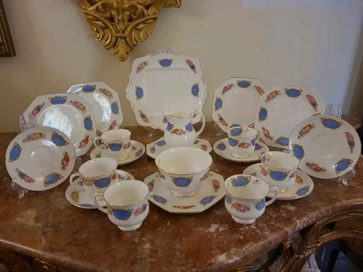 Paragon Art Deco teaset - Image 2