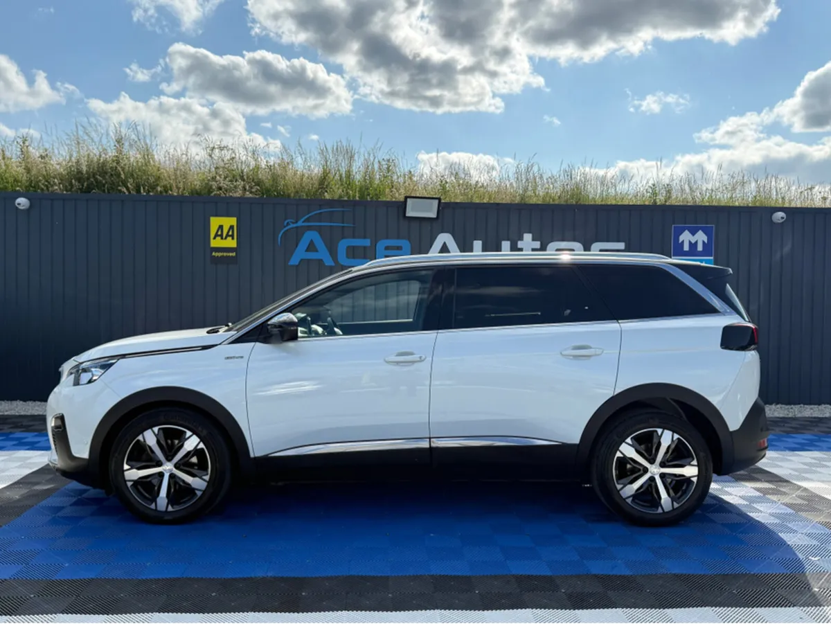 Peugeot 5008 GT-LINE - 2.0L DIESEL - 7 SEATS - AUT - Image 4