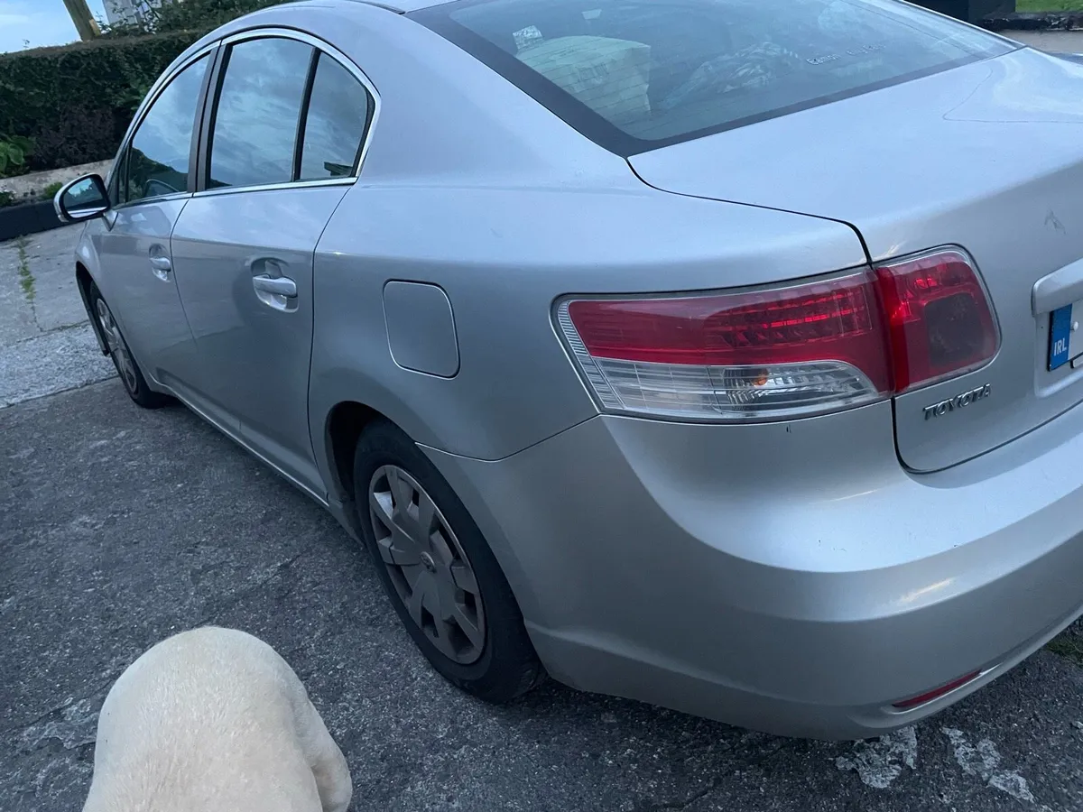 Car - Image 3