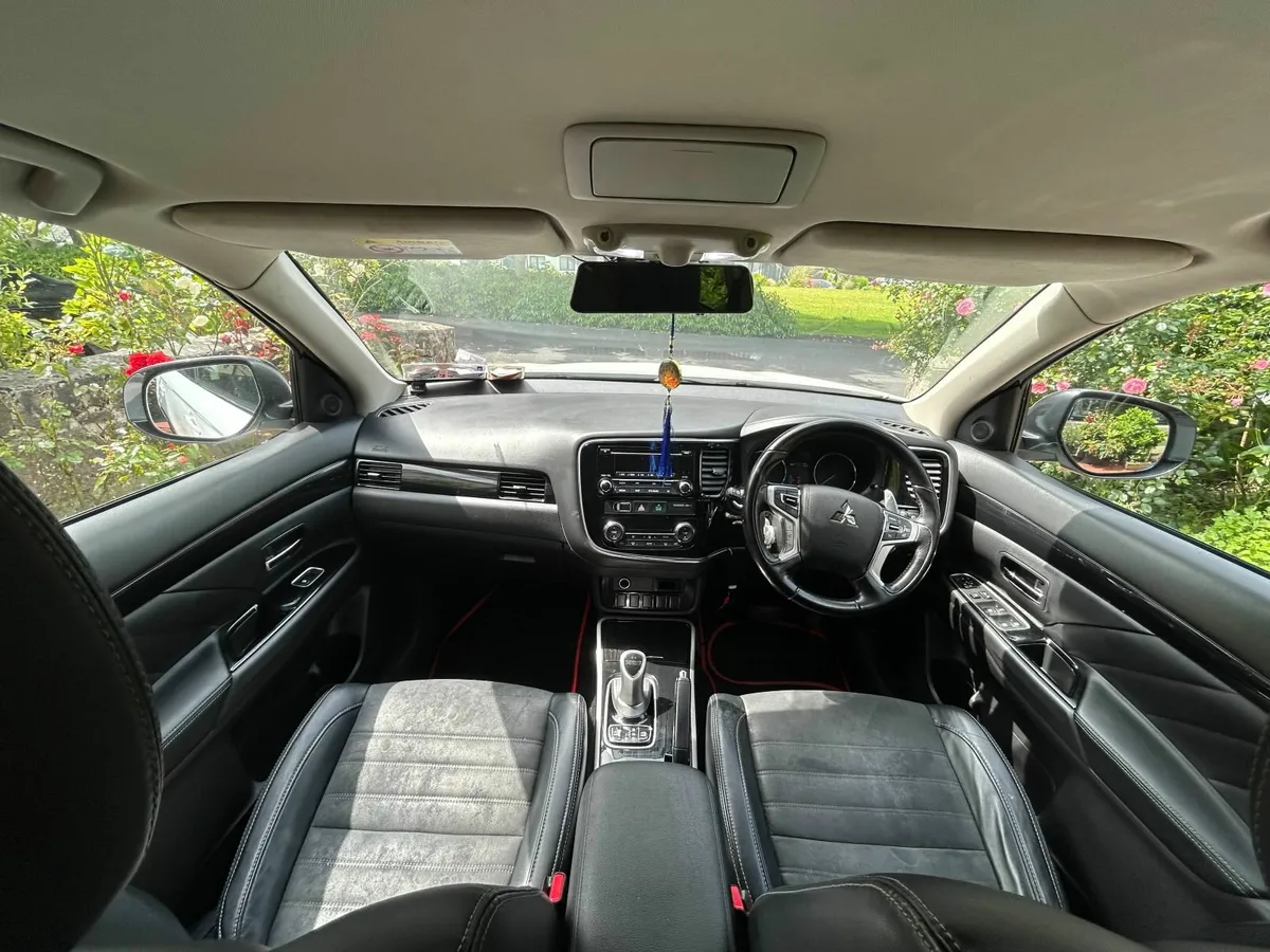 Mitsubishi Outlander 2016 - Image 4