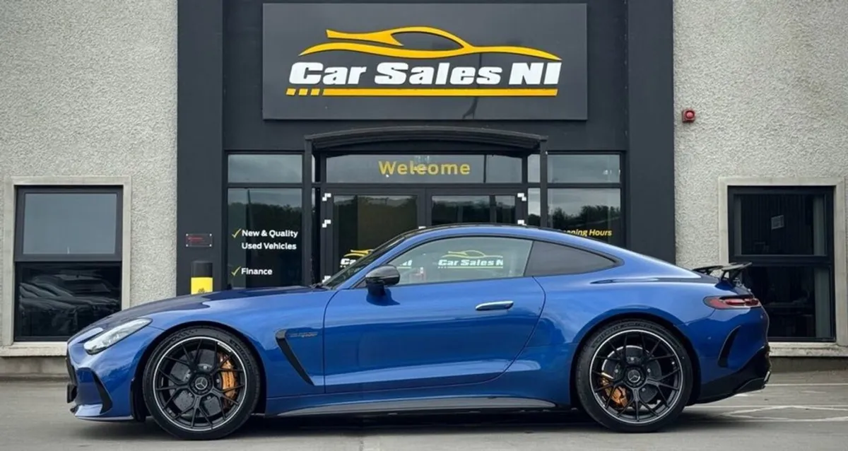 Mercedes-Benz AMG GT 4.0 63 V8 Biturbo Ultimate C - Image 4