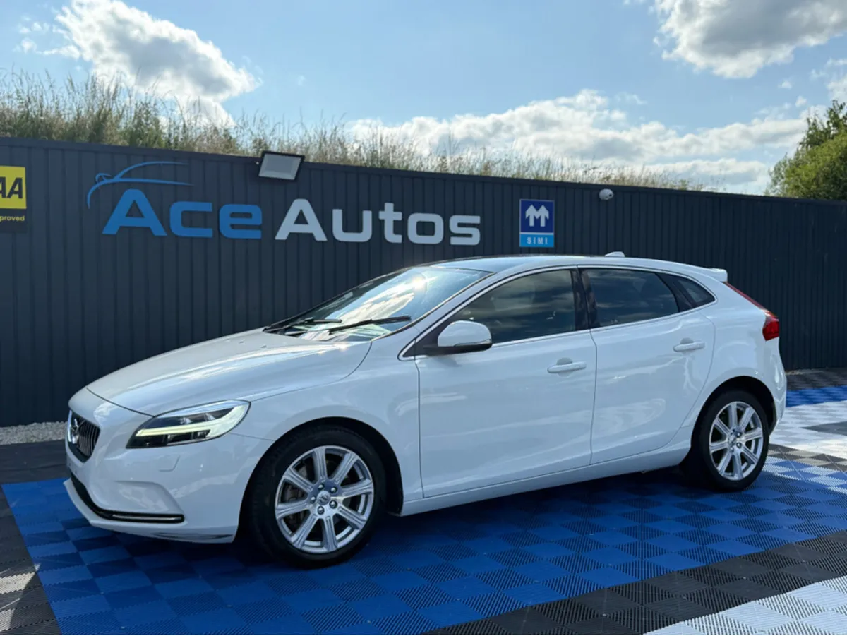 Volvo V40 CLASSIC EDT - 1.5 DIESEL - AUTO - 12M WA - Image 3