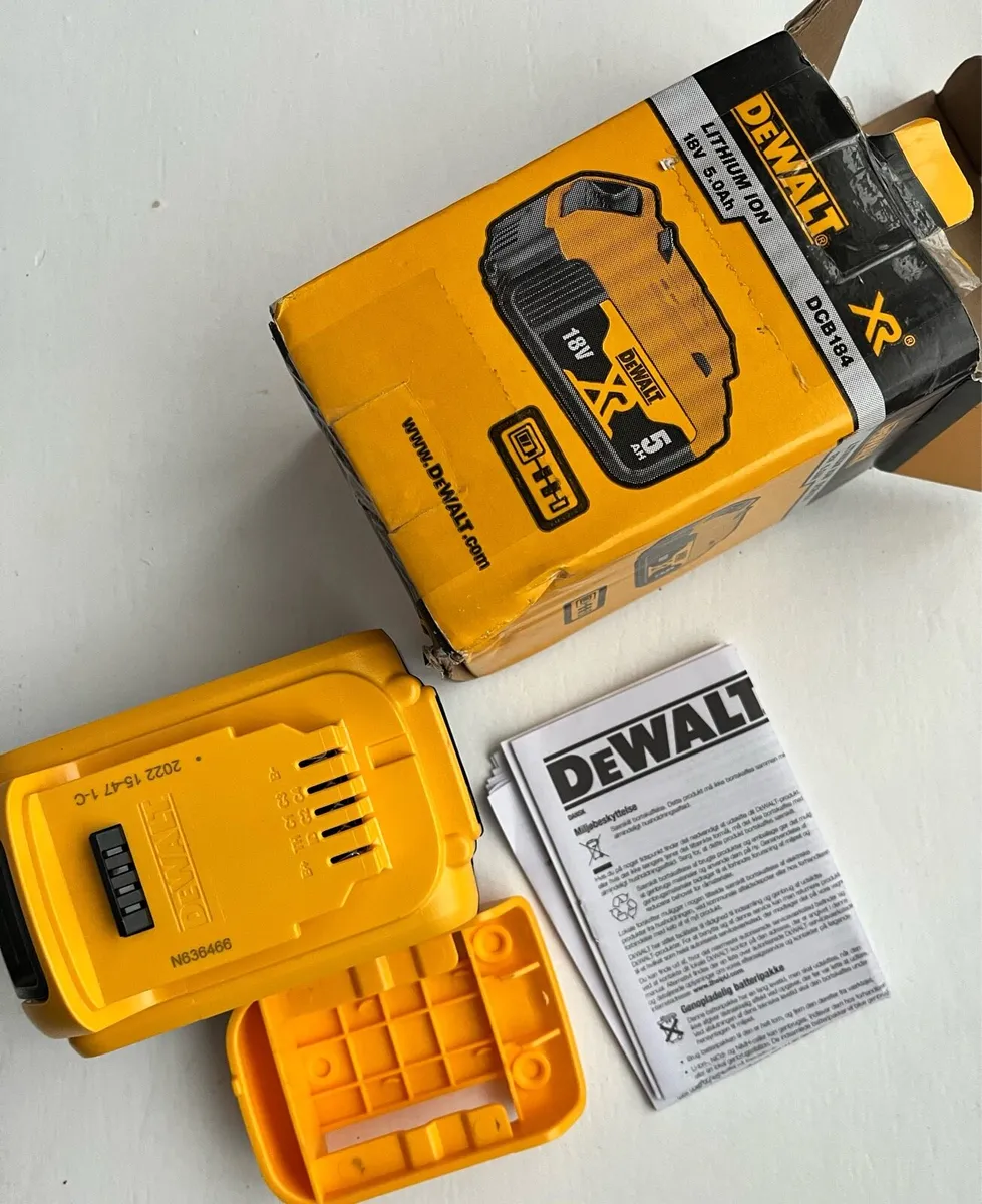 New DeWalt battery - Image 1