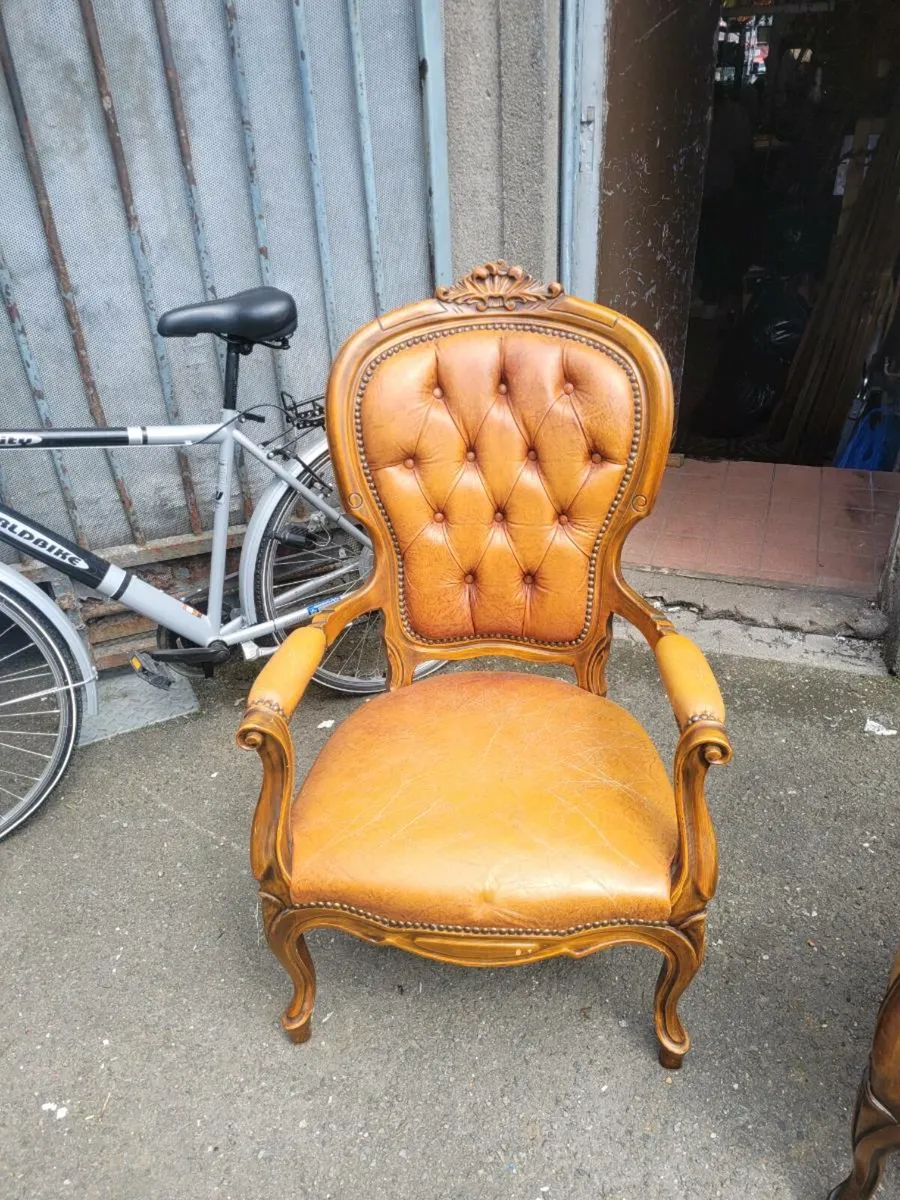 3 chesterfield armchairs 175 eu.each. - Image 2