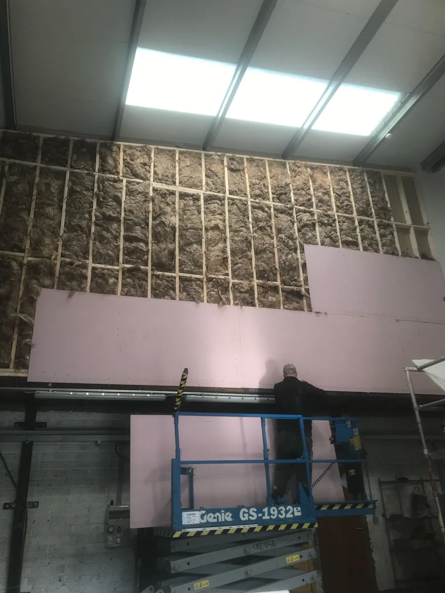 Plasterer - Image 2