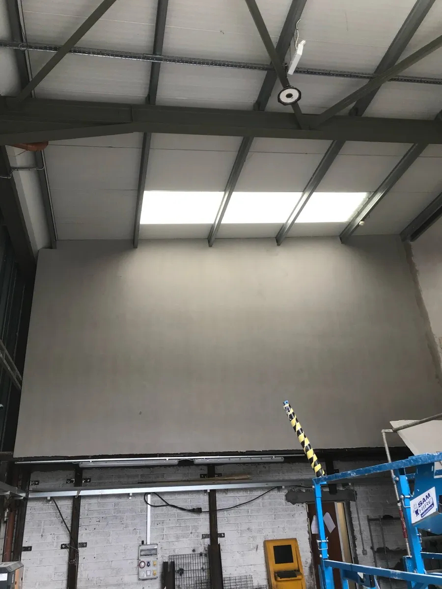 Plasterer - Image 3