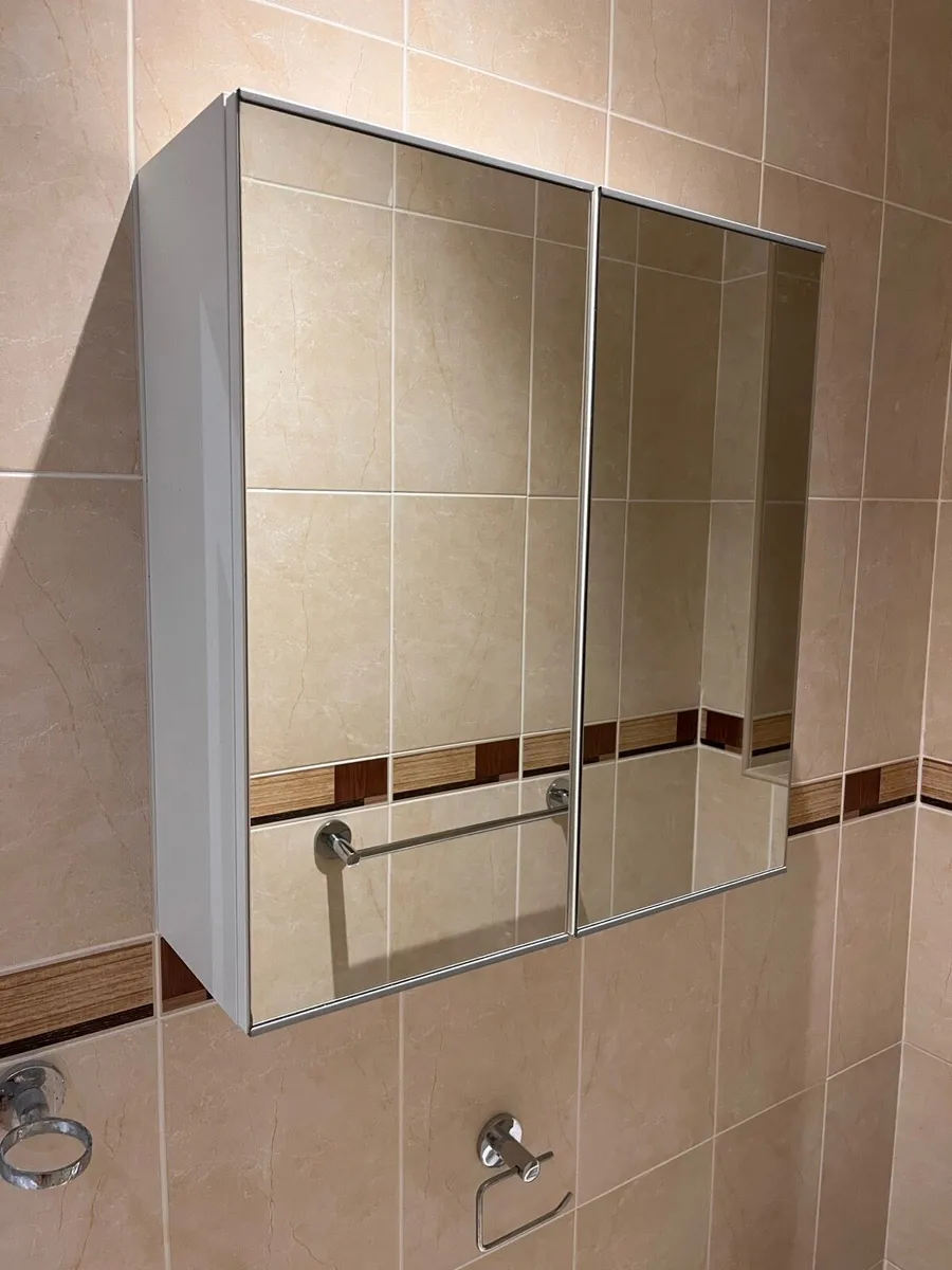 Bathroom Units - Image 4