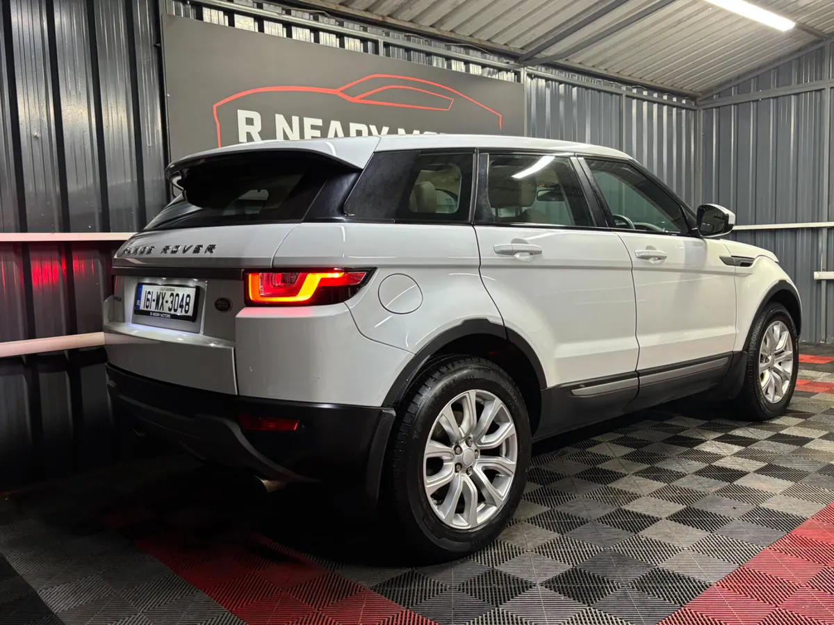 2016 Land Rover Range Rover Evoque 2.0 TD4 - Image 3