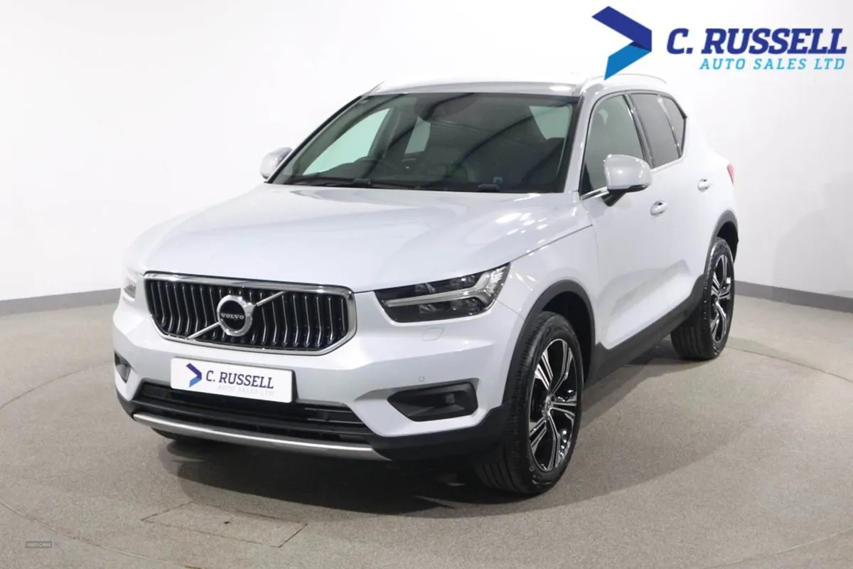 Volvo XC40 Estate - Image 2