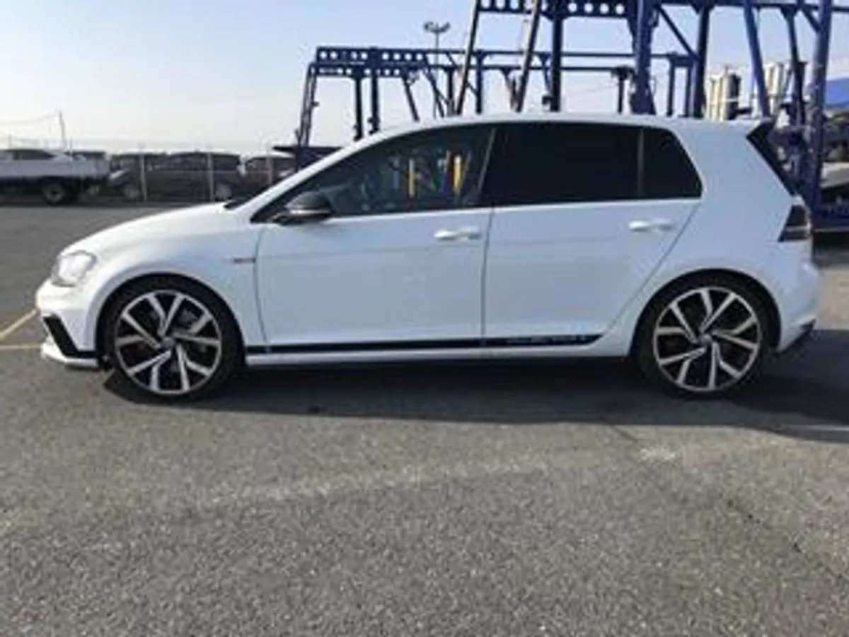 Volkswagen Golf GTI Clubsport Track ED. - Image 2