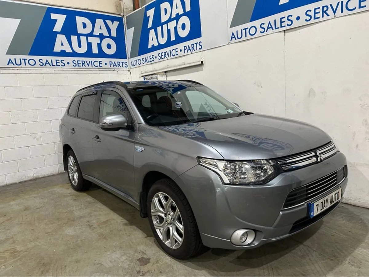 Mitsubishi Outlander 2.0 Gx3h Phev 160BHP 5DR Auto - Image 1