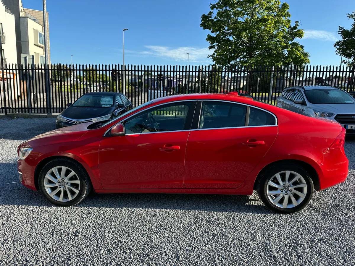 2014 (141) Volvo S60 D2 115HP SE - Image 4