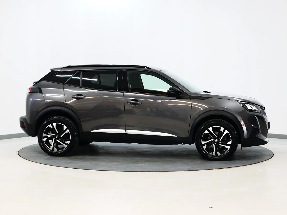 *129* 2023 Peugeot 2008 1.2 allure premium - Image 3