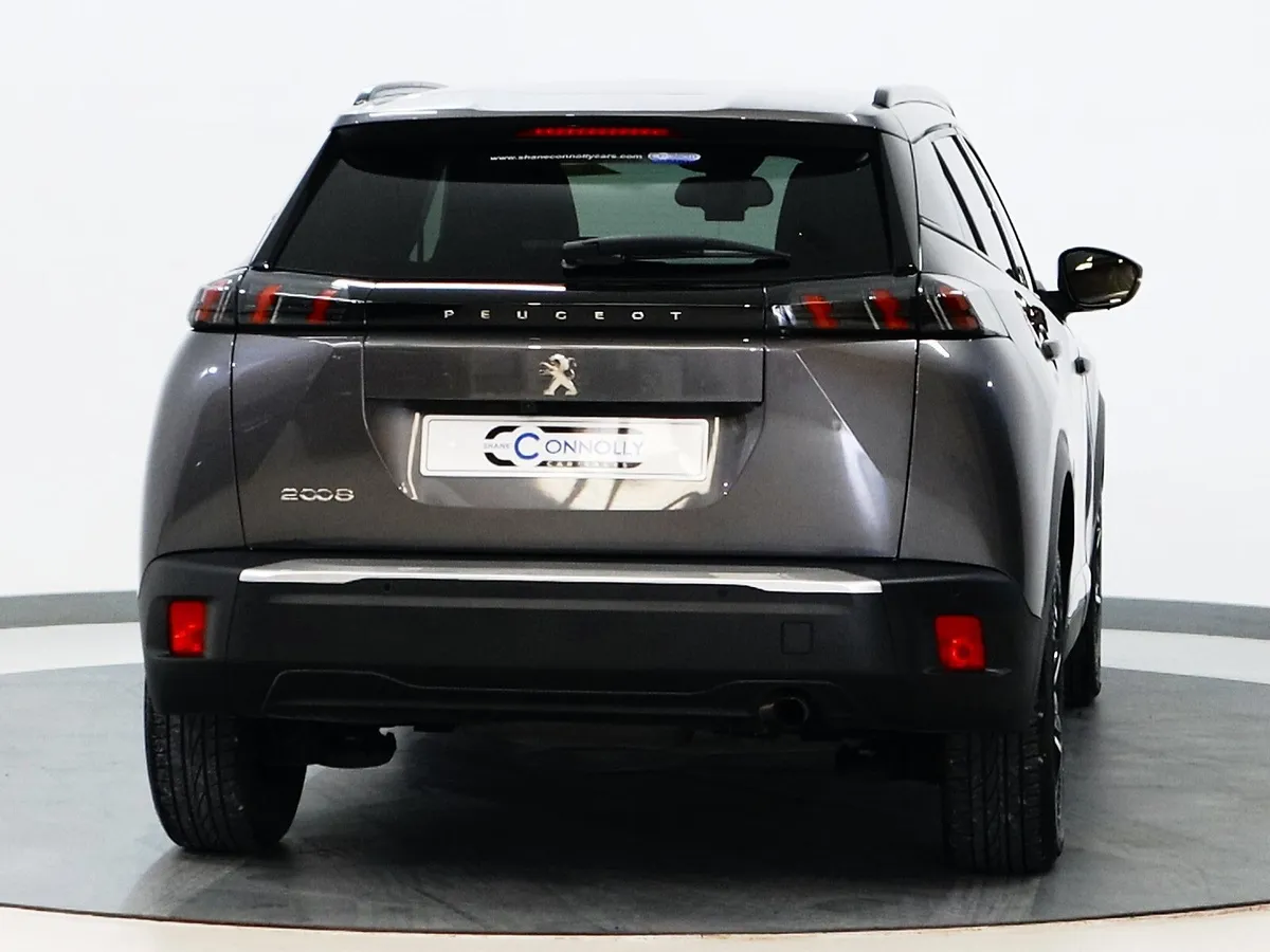 *129* 2023 Peugeot 2008 1.2 allure premium - Image 4