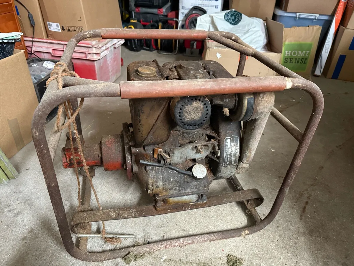 Petter diesel pump - Image 3
