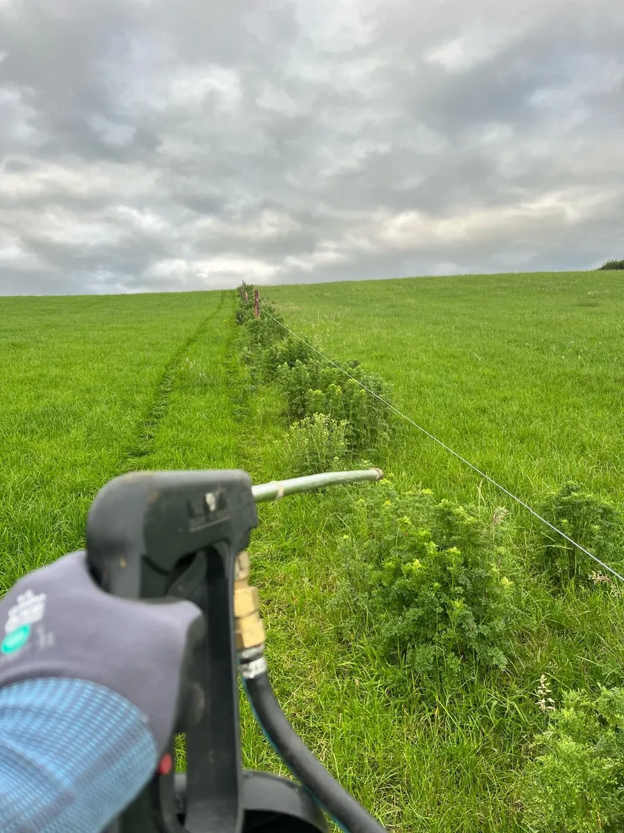 **Quad Spraying** - Image 2