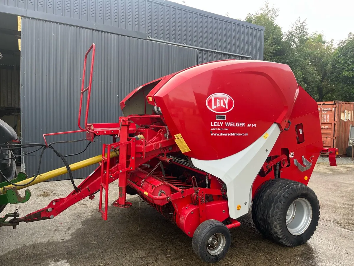 Lely Welger Rp245 Round Baler - Image 1