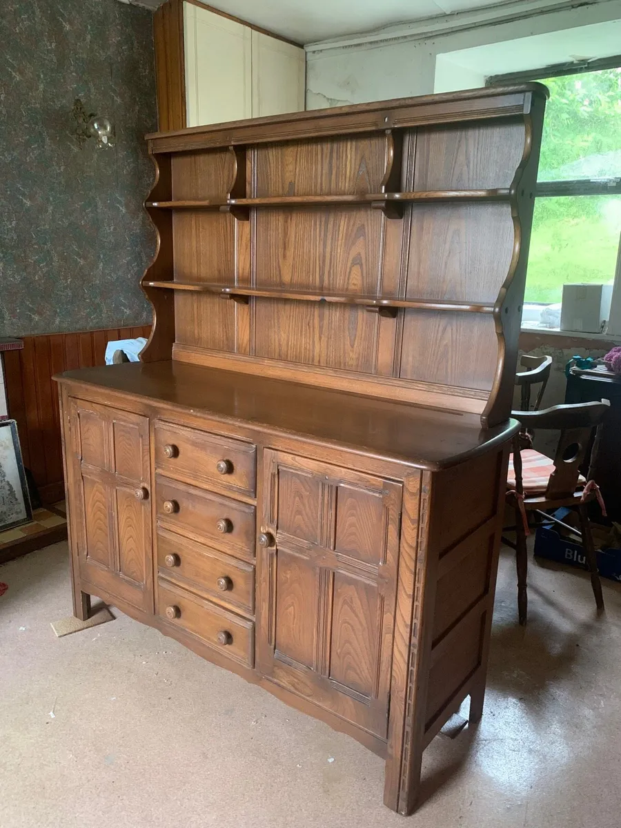 Oak kitchen hutch - Image 1