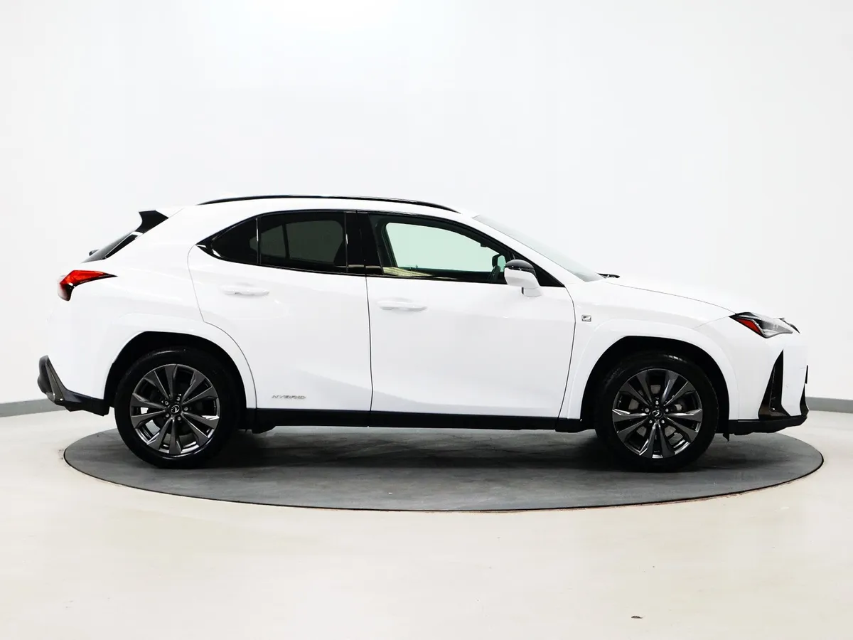*96* 2021 Lexus UX 250h 2.5 sport - Image 3