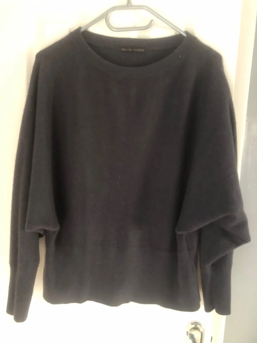 Ladies stunning jumper size 16/18 €5 - Image 1