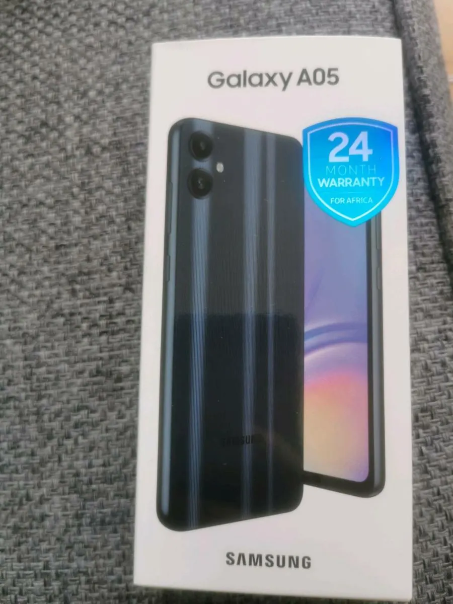 Brand new Samsung galaxy S25 edge - Image 4