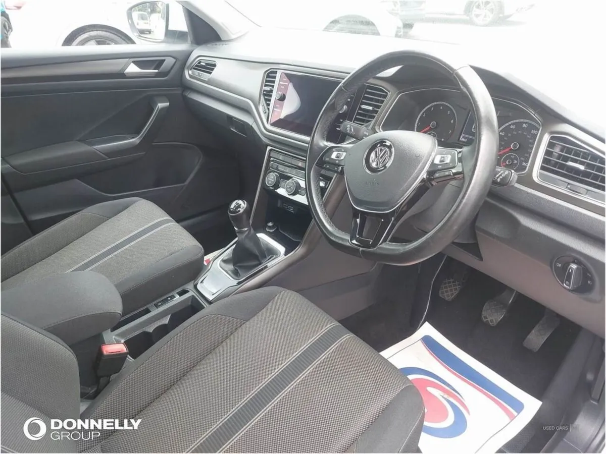 Volkswagen T-Roc 1.0 TSI SE 5dr - Image 2