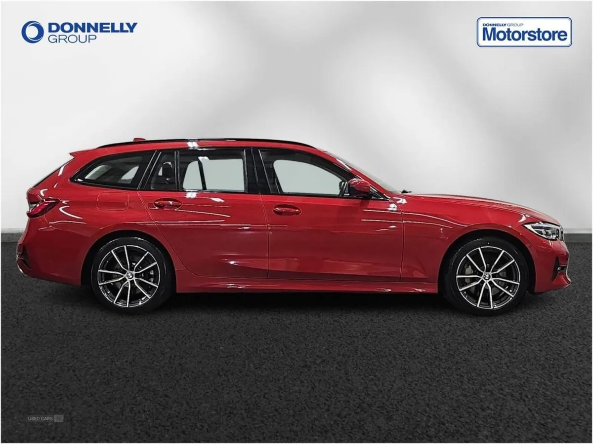 BMW 3 Series 330e Xdrive Sport Pro 5dr Step Auto - Image 3